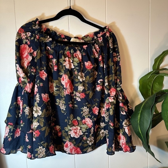 Eldridge Navy and Pink Floral Ruffle Sleeve Medium Shirt - Picture 5 of 12